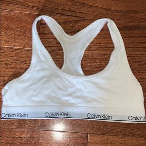 Calvin Klein kids spirts bra
